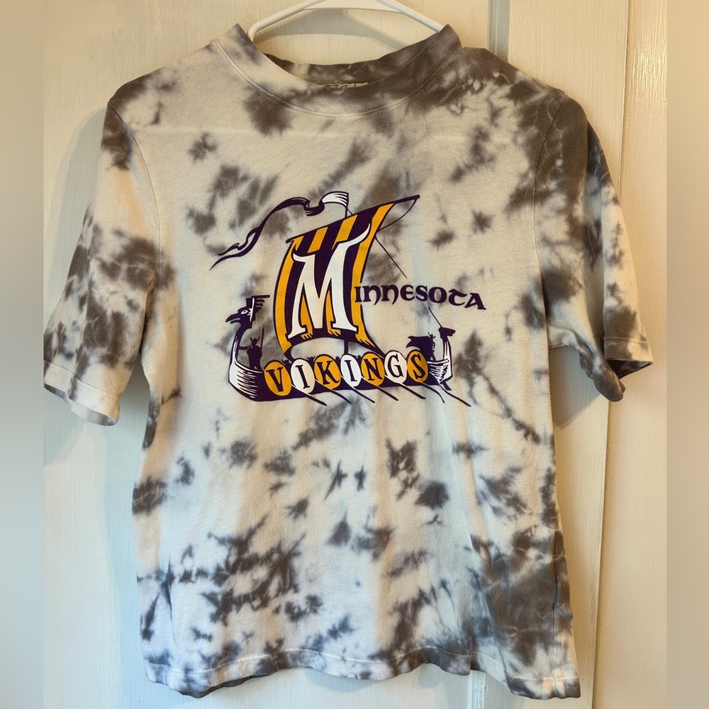 Minnesota Vikings Women’s T-Shirt